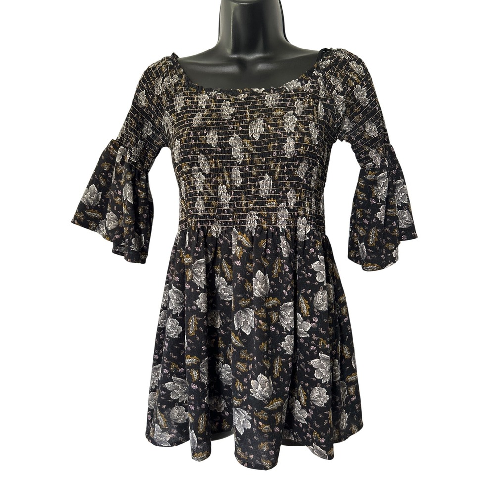Easel Black Floral Smocked Bell Sleeve Mini Dress Small Boho Square Neck ET21071